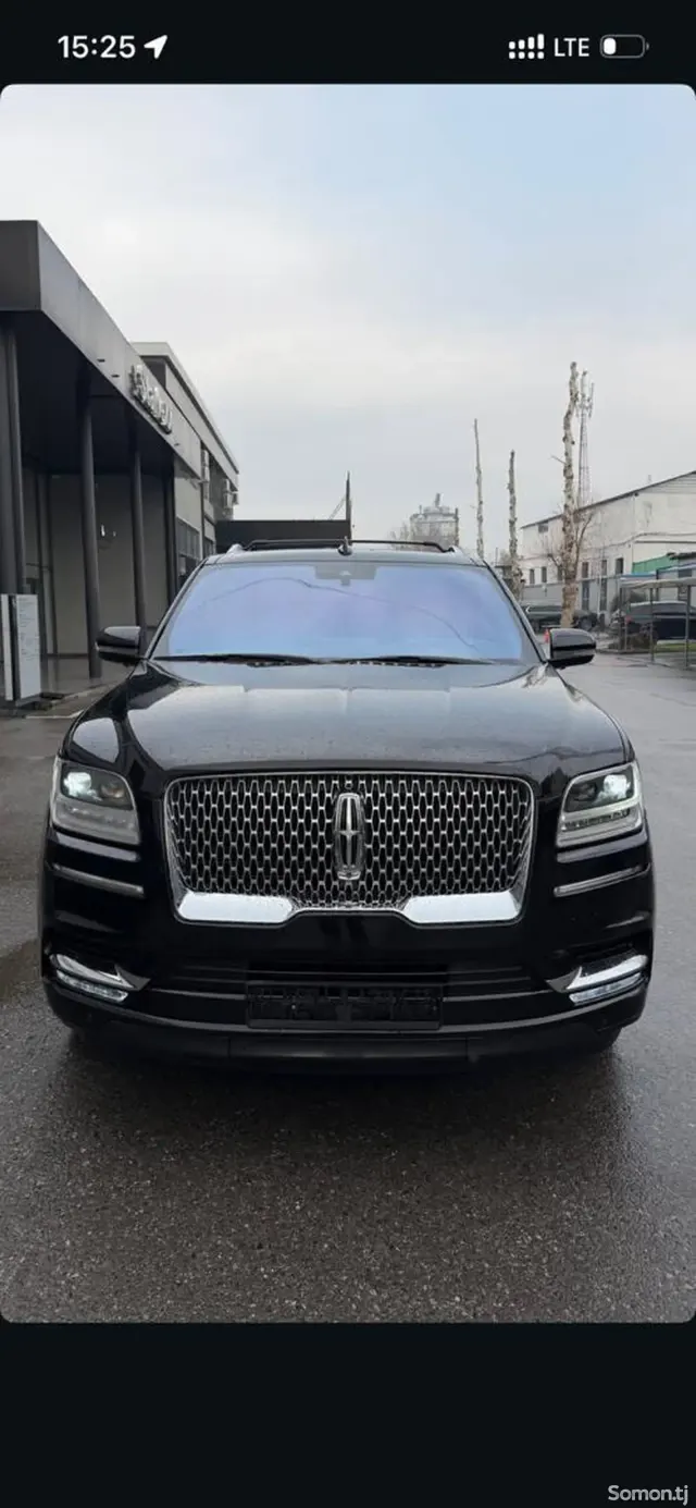 Lincoln Navigator 2019 · 3.5 AT