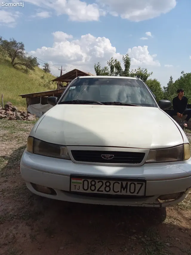 Daewoo Nexia 1995 · 1.6 MT