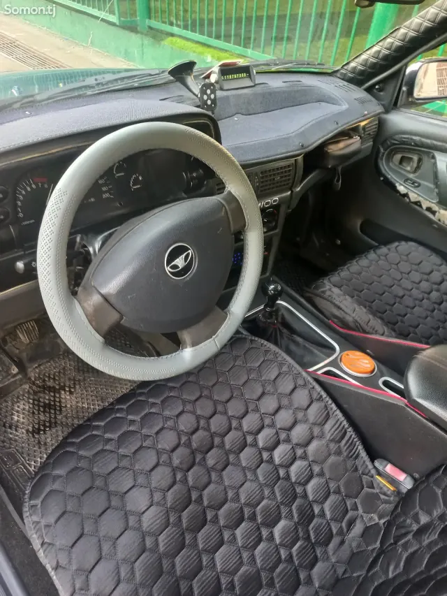 Daewoo Nexia 1999 · 1.6 MT