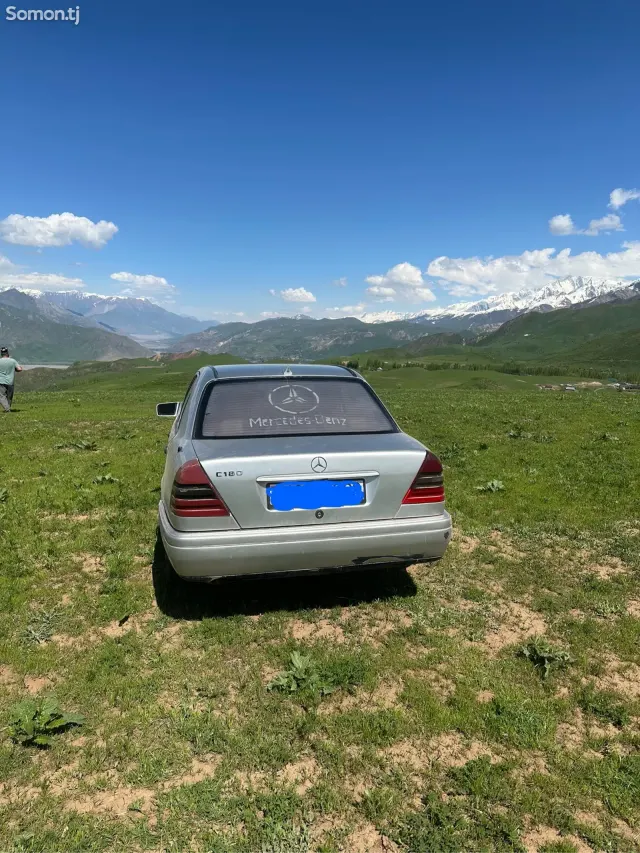 Mercedes-Benz C class 1995 · 1.8 MT