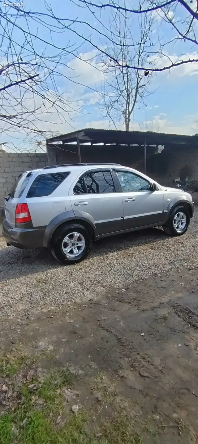Kia Sorento 2005 · 1.8 MT