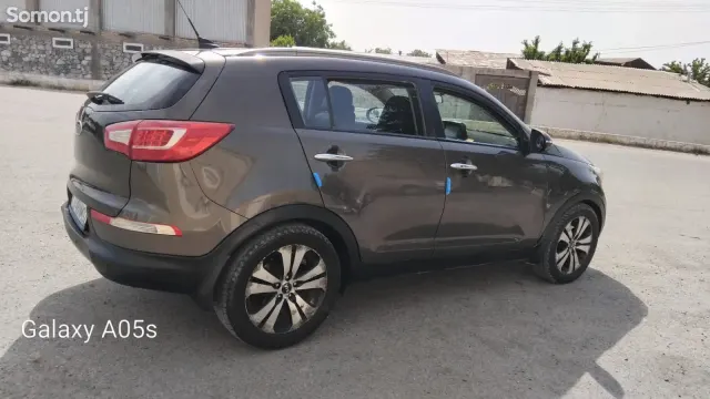 Kia Sportage 2011 · 2.0 AT
