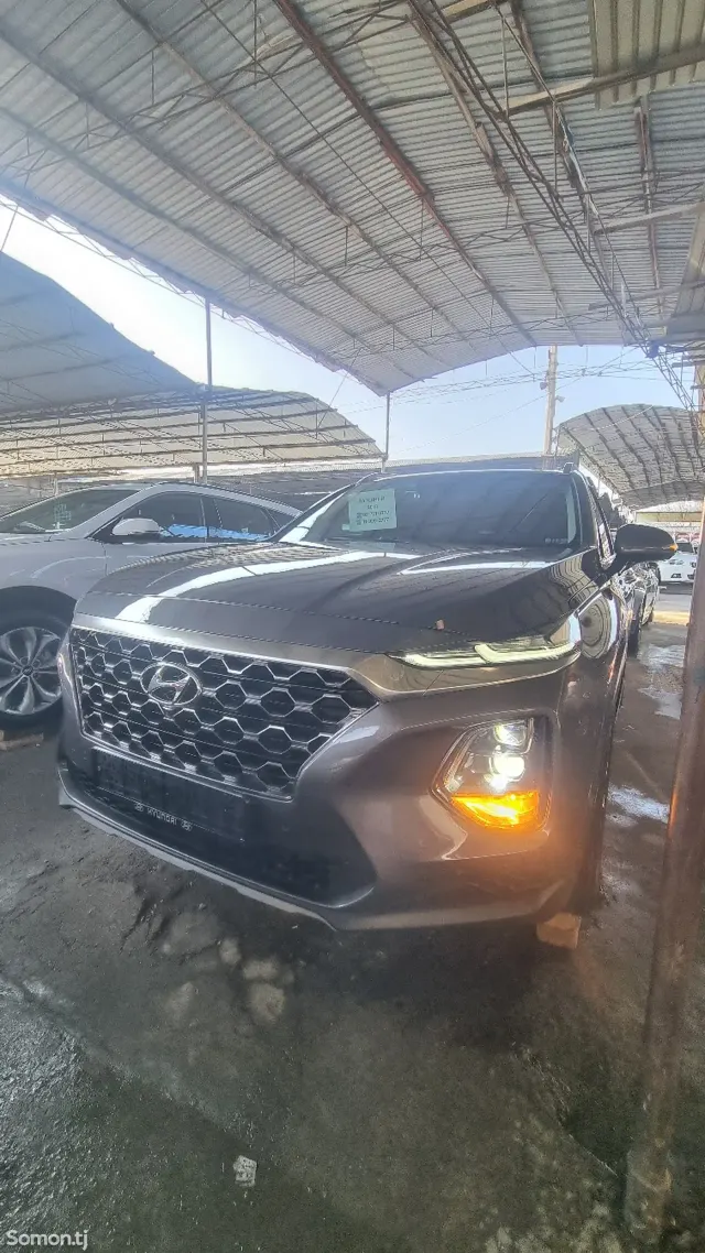 Hyundai Santa Fe 2018 · 2.2 AT
