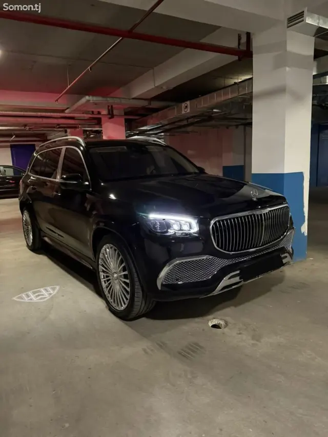 Mercedes-Benz GLS 2023 · 6.0 AT
