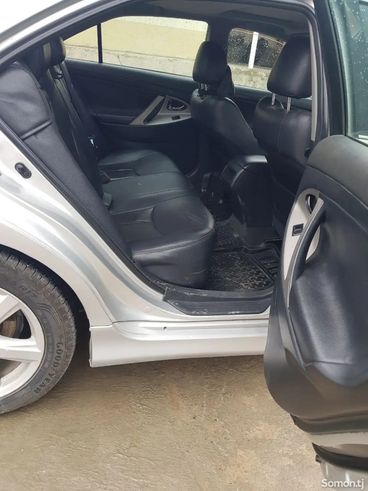 Toyota Camry 2009 · 2.5 AT