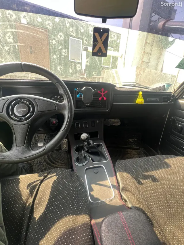 Lada (ВАЗ) 2107 2004 · 1.6 MT