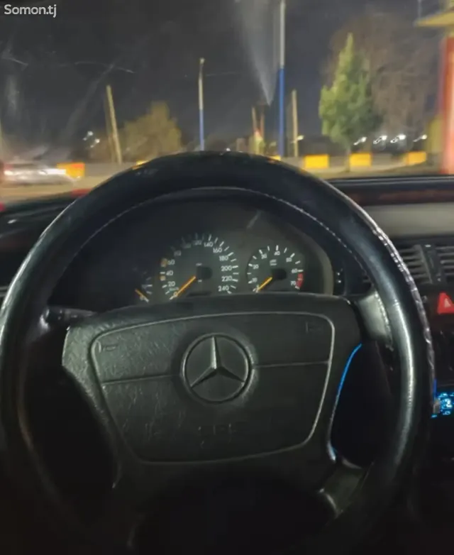 Mercedes-Benz C class 1998 · 1.8 MT