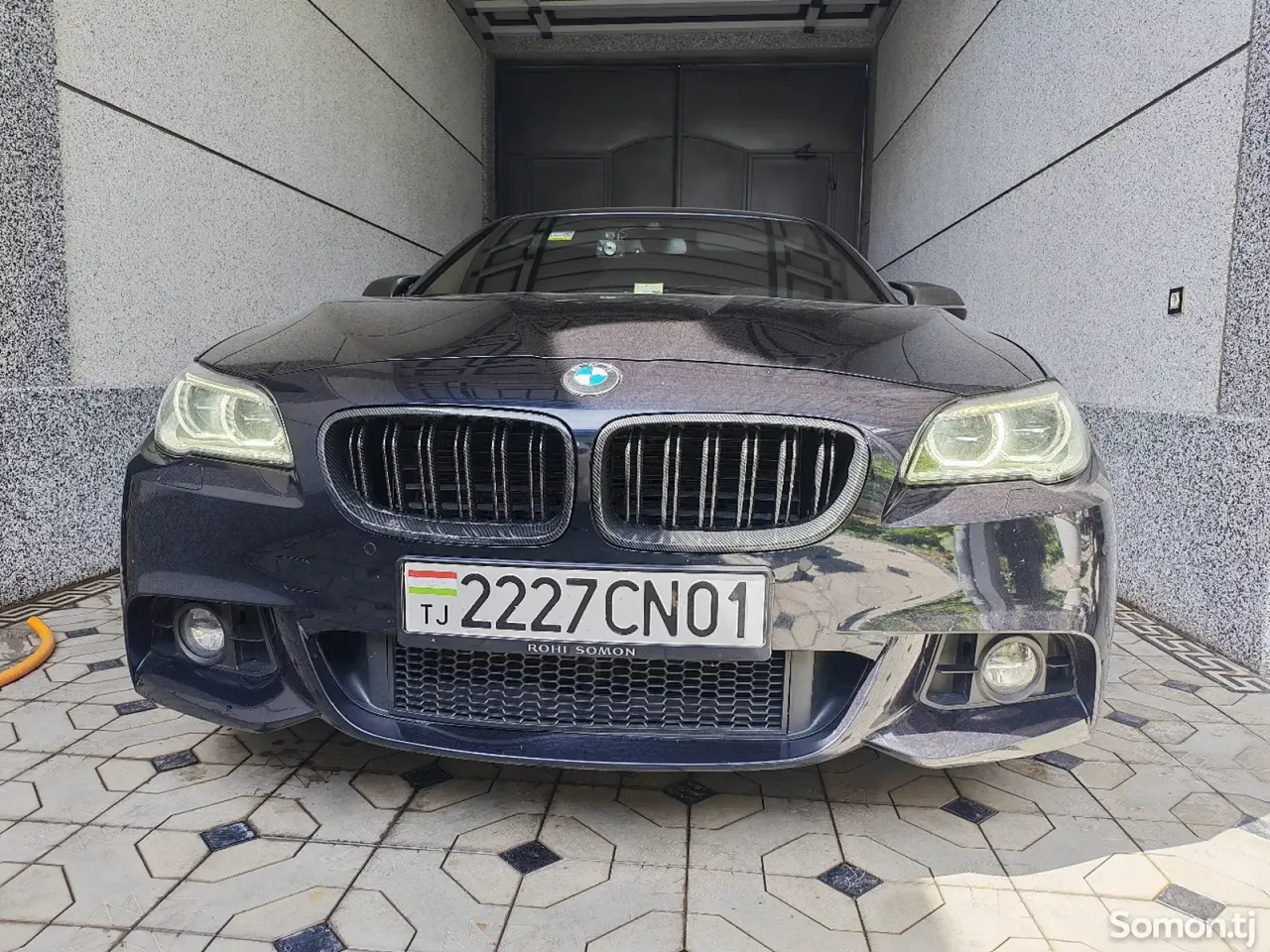 BMW 5 series 2014 · 3.0 AT