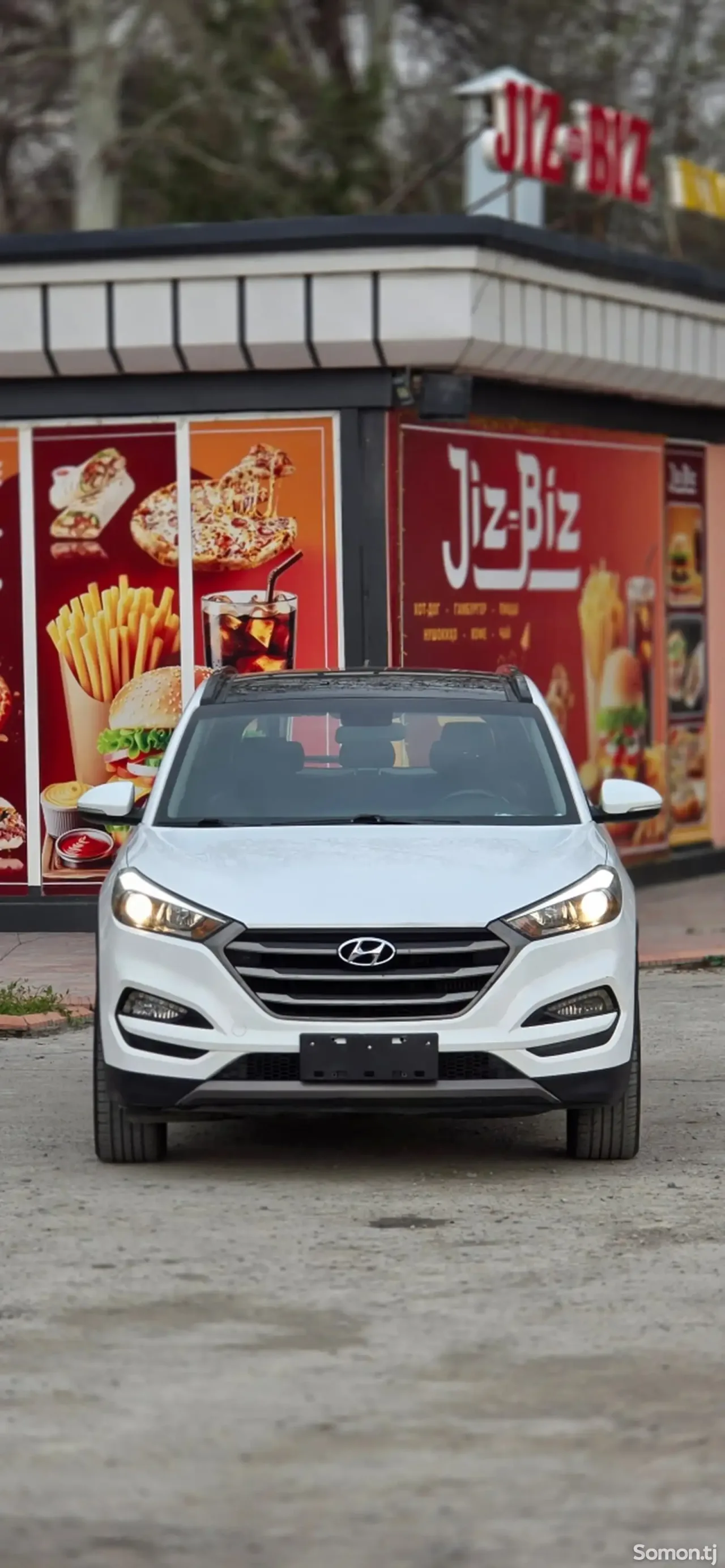 Hyundai Tucson 2016 · 1.6 AT