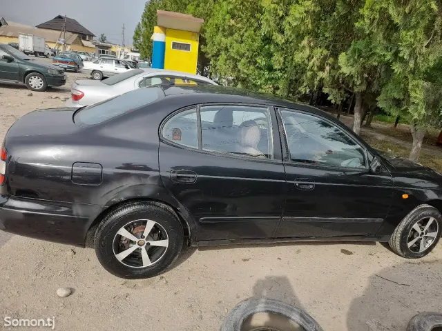 Daewoo Leganza 1997 · 1.8 MT