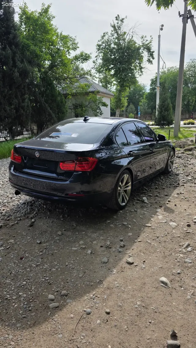 BMW 3 series 2015 · 2.0 AT
