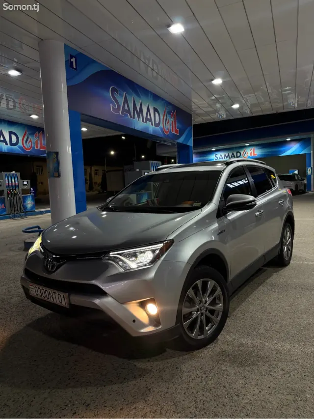 Toyota RAV 4 2016 · 2.5 AT