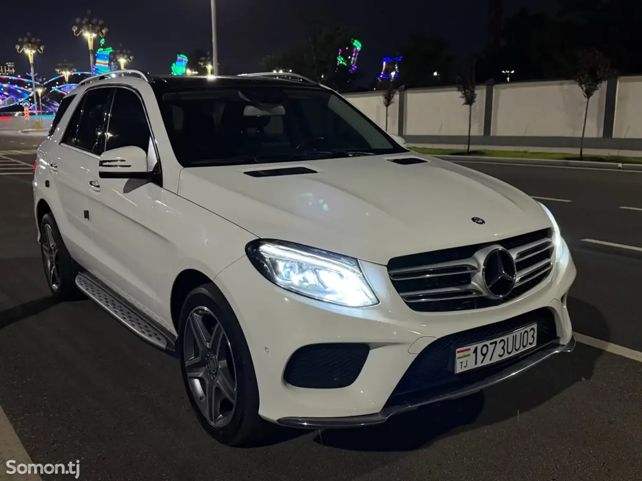 Mercedes-Benz GLE class 2016 · 3.0 AT