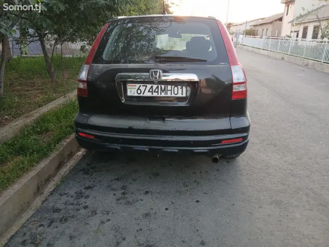 Honda CR-V 2011 · 2.4 AT