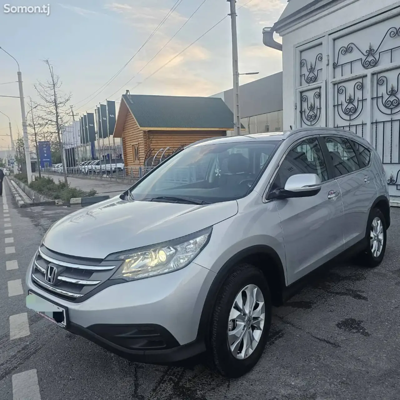 Honda CR-V 2013 · 2.4 AT