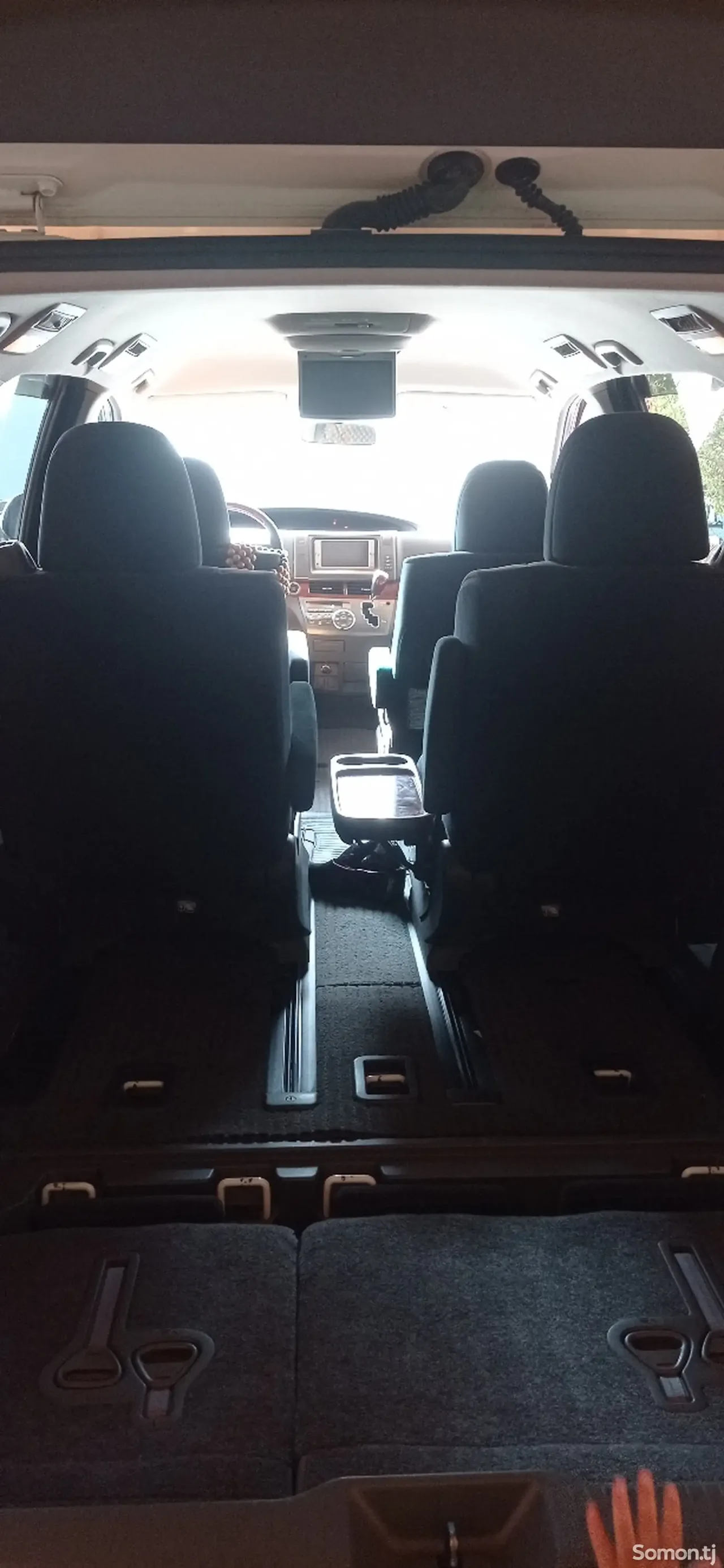 Toyota Estima 2009 · 2.4 AT
