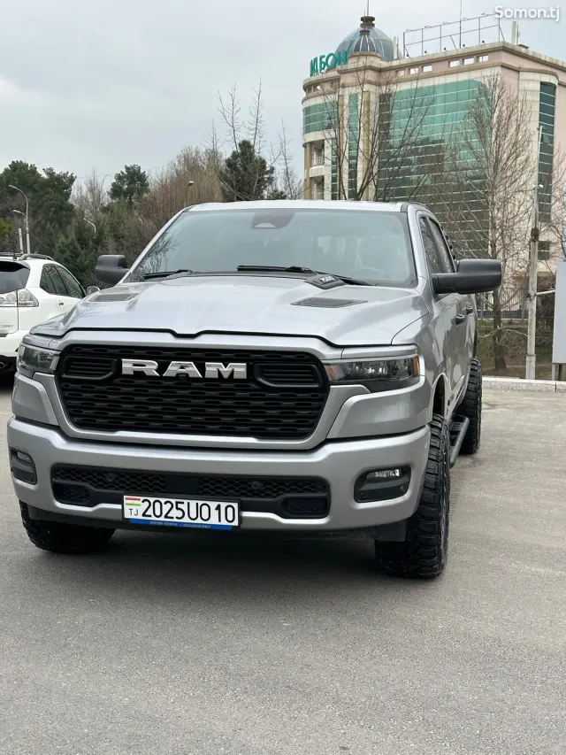 Dodge RAM 2025 · 3.6 AT