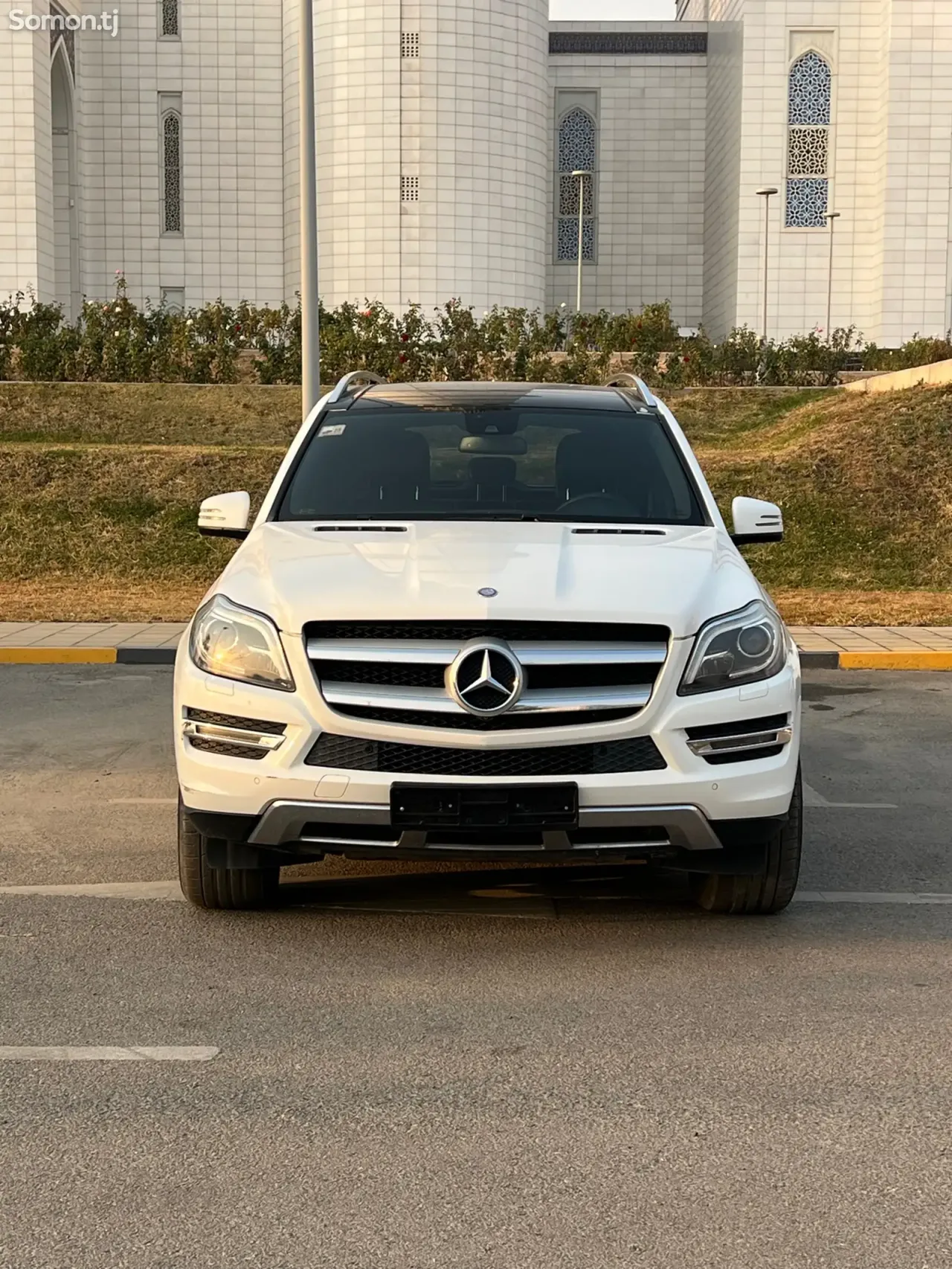 Mercedes-Benz GL class 2014 · 4.7 AT