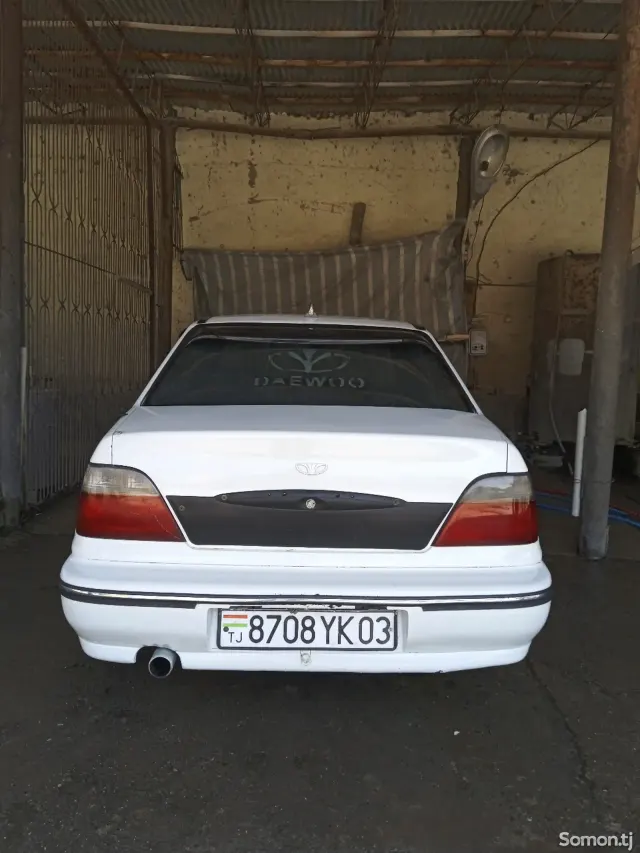 Daewoo Nexia 1995 · 1.6 MT