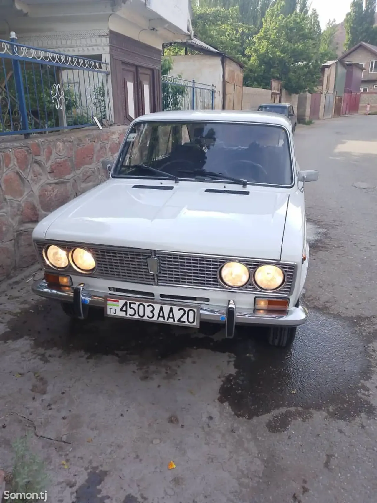 Lada (ВАЗ) 2103 1983 · 1.3 MT