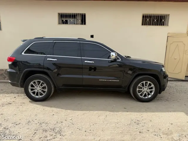 Jeep Cherokee 2014 · 3.6 AT