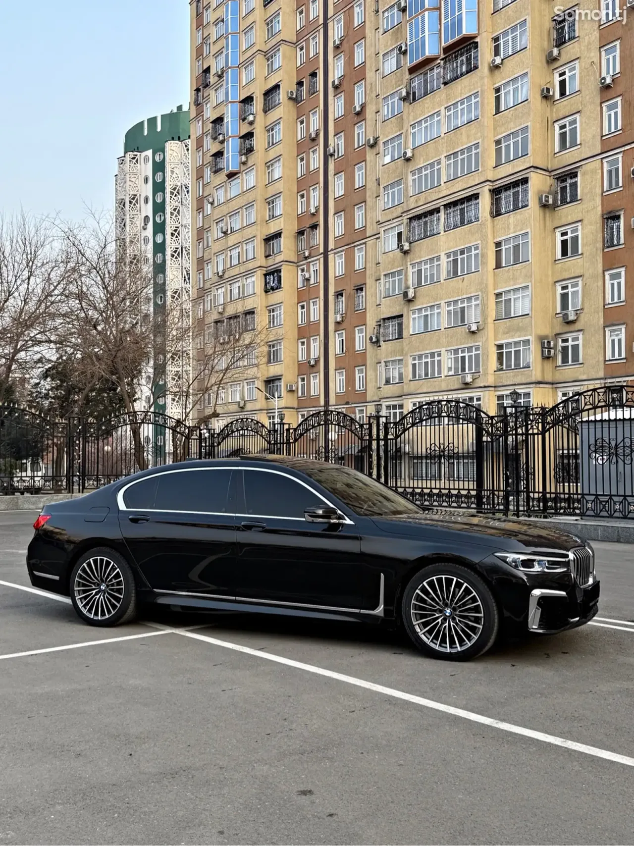 BMW 7 series 2017 · 3.0 AT