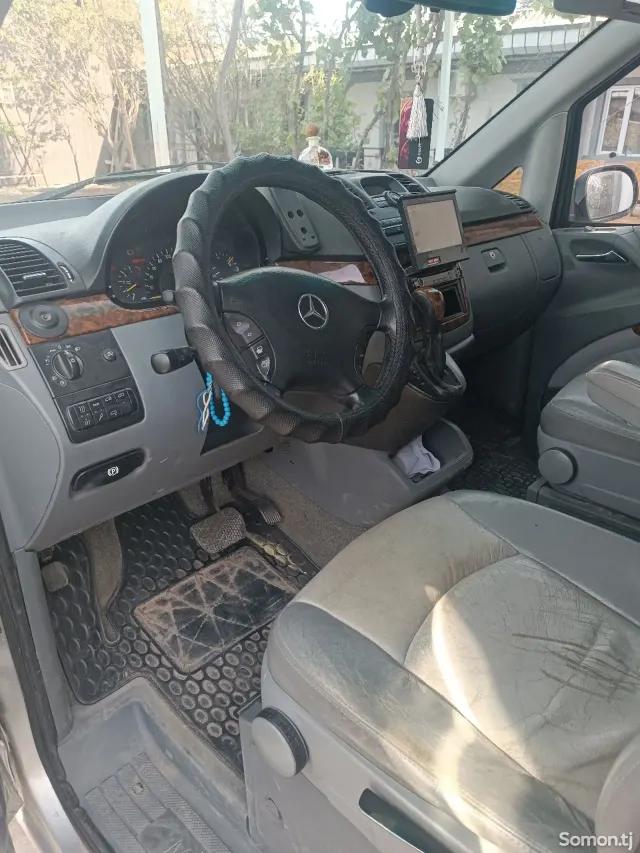 Mercedes-Benz Viano 2006 · 2.2 AT