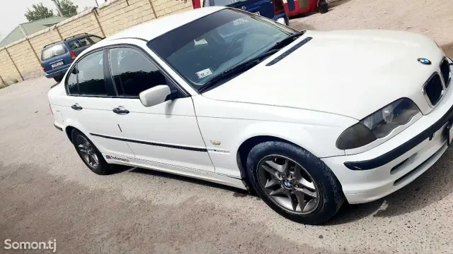BMW 3 series 2000 · 1.8 AT