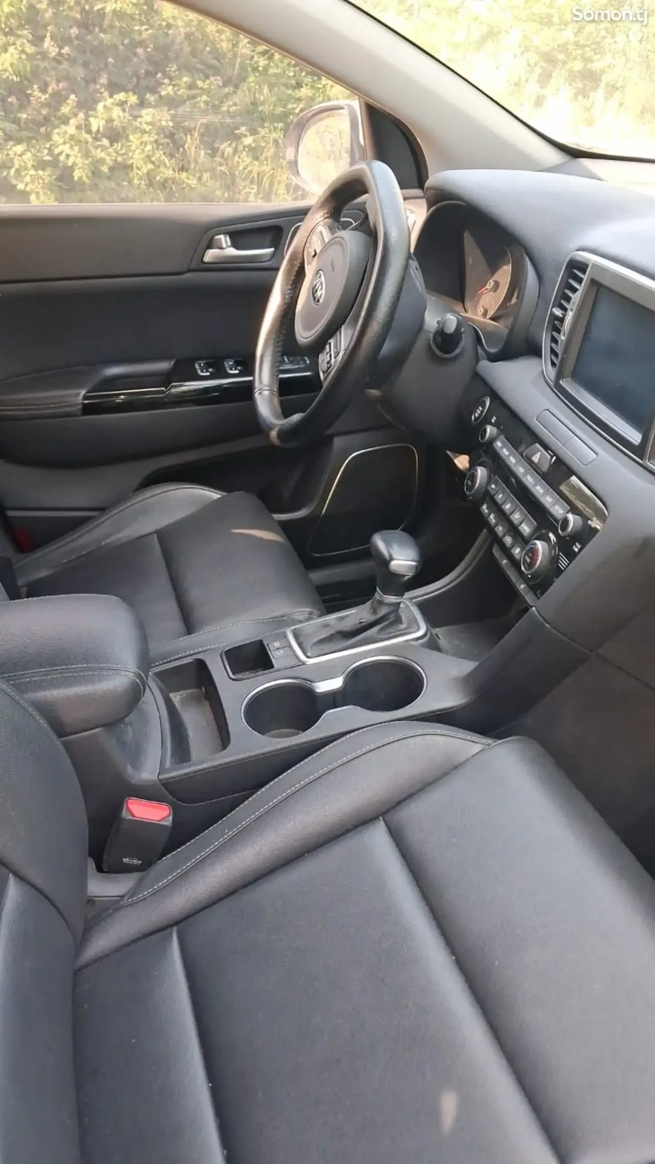 Kia K5 2016 · 1.6 AT