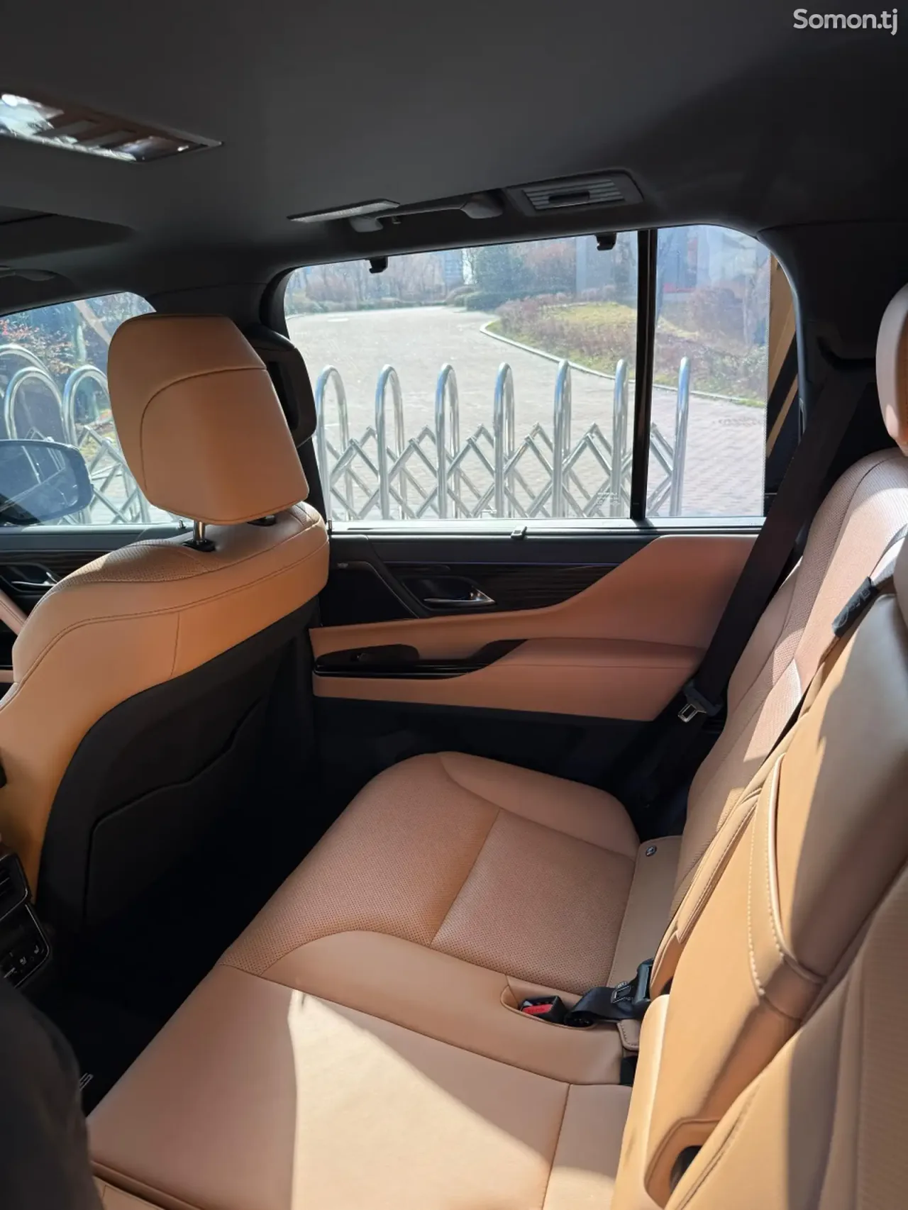 Lexus LX series 2025 · 3.5 AT