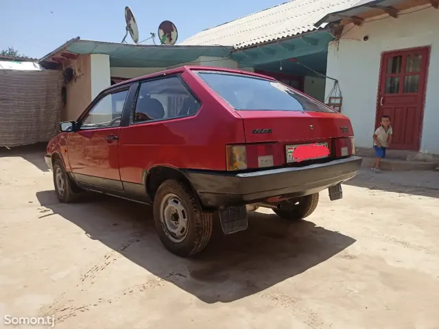 Lada (ВАЗ) 2108 1989 · 1.3 MT