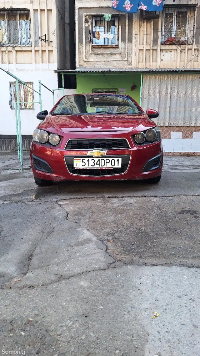 Chevrolet Aveo 2015 · 1.6 AT