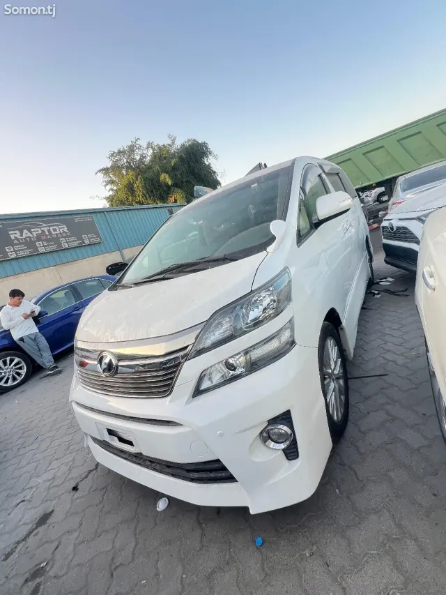 Toyota Vellfire 2014 · 2.4 AT