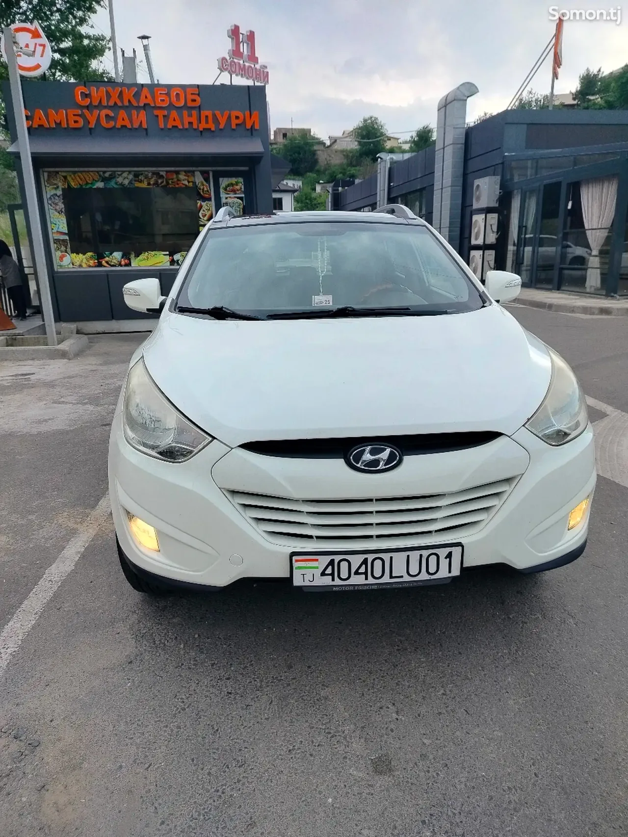 Hyundai Tucson 2011 · 2.4 AT