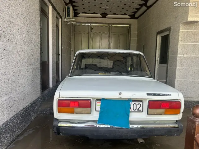 Lada (ВАЗ) 2107 1998 · 0.7 MT