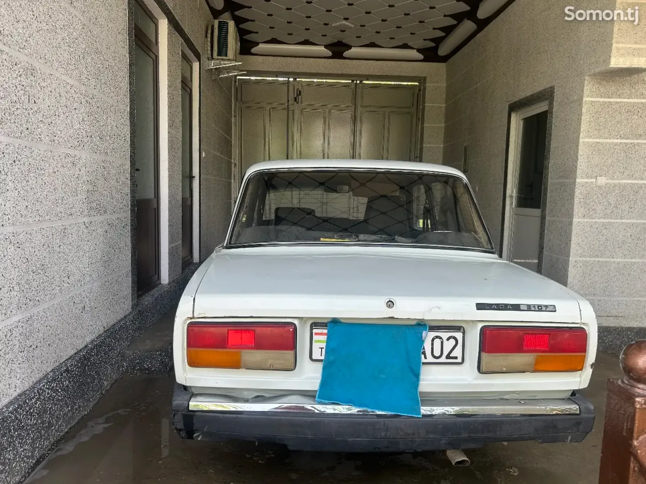 Lada (ВАЗ) 2107 1998 · 0.7 MT