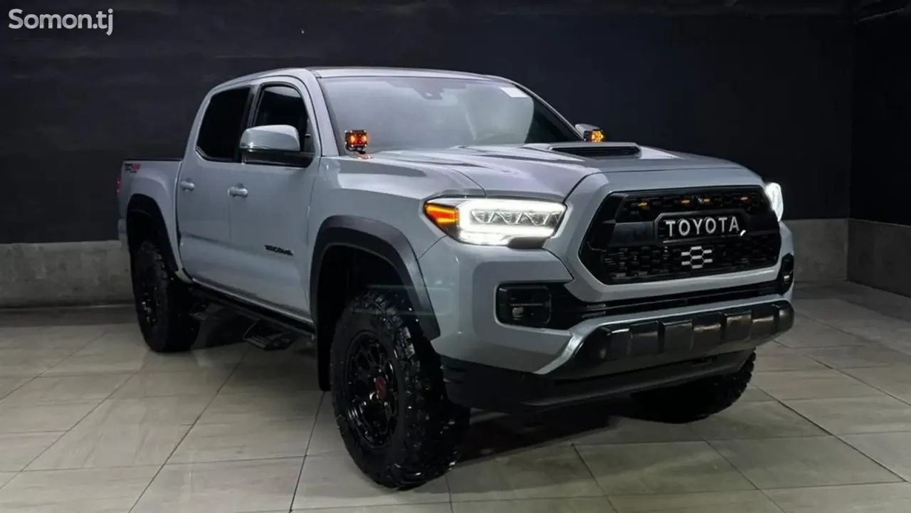 Toyota Land Cruiser Prado 2020 · 3.5 AT