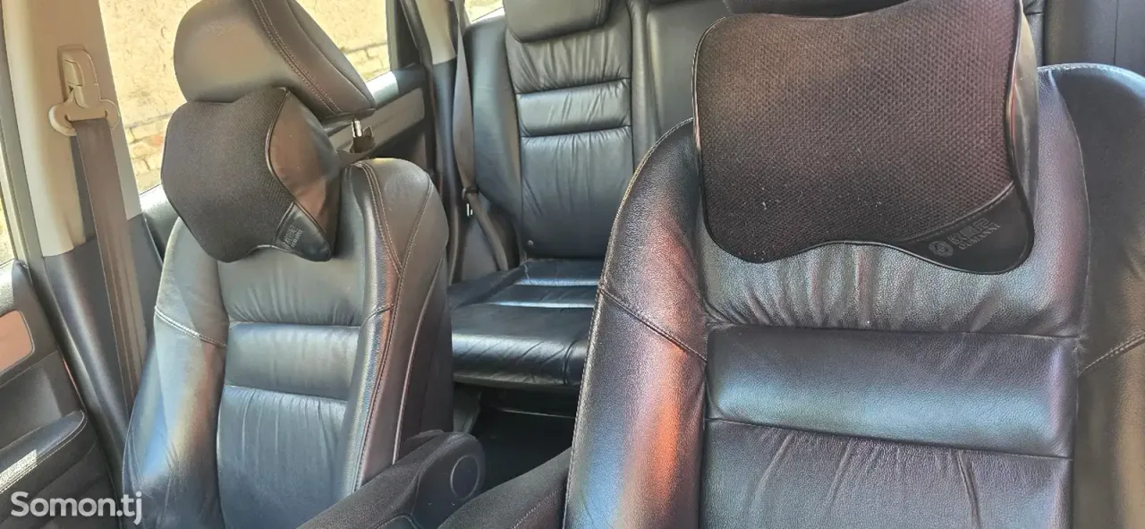 Honda CR-V 2010 · 2.4 AT