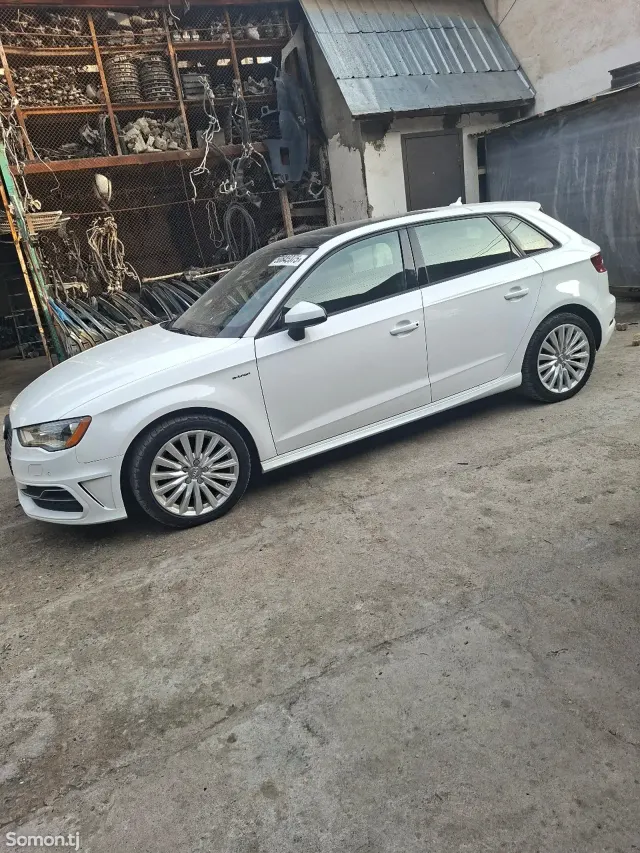 Audi A3 2016 · 1.8 AT