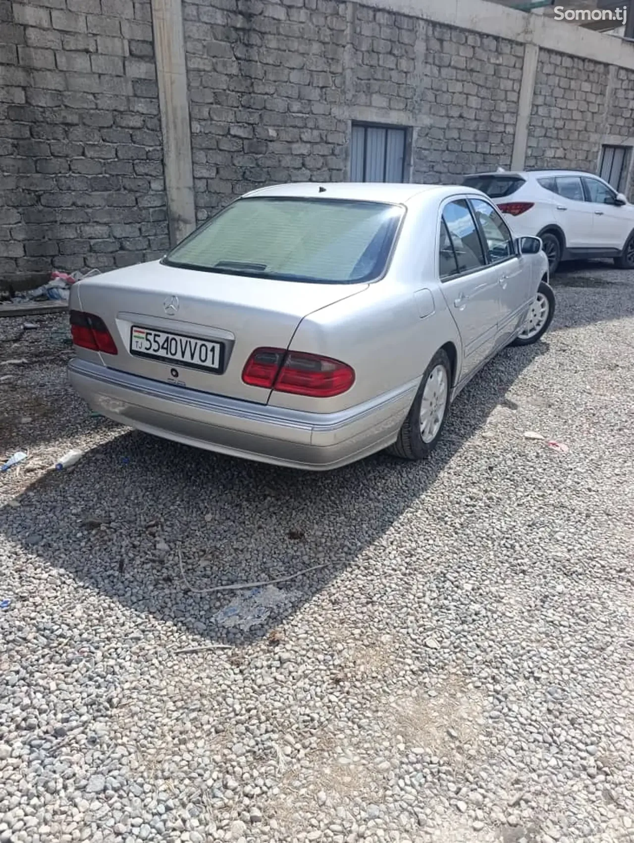 Mercedes-Benz E class 2000 · 2.2 AT