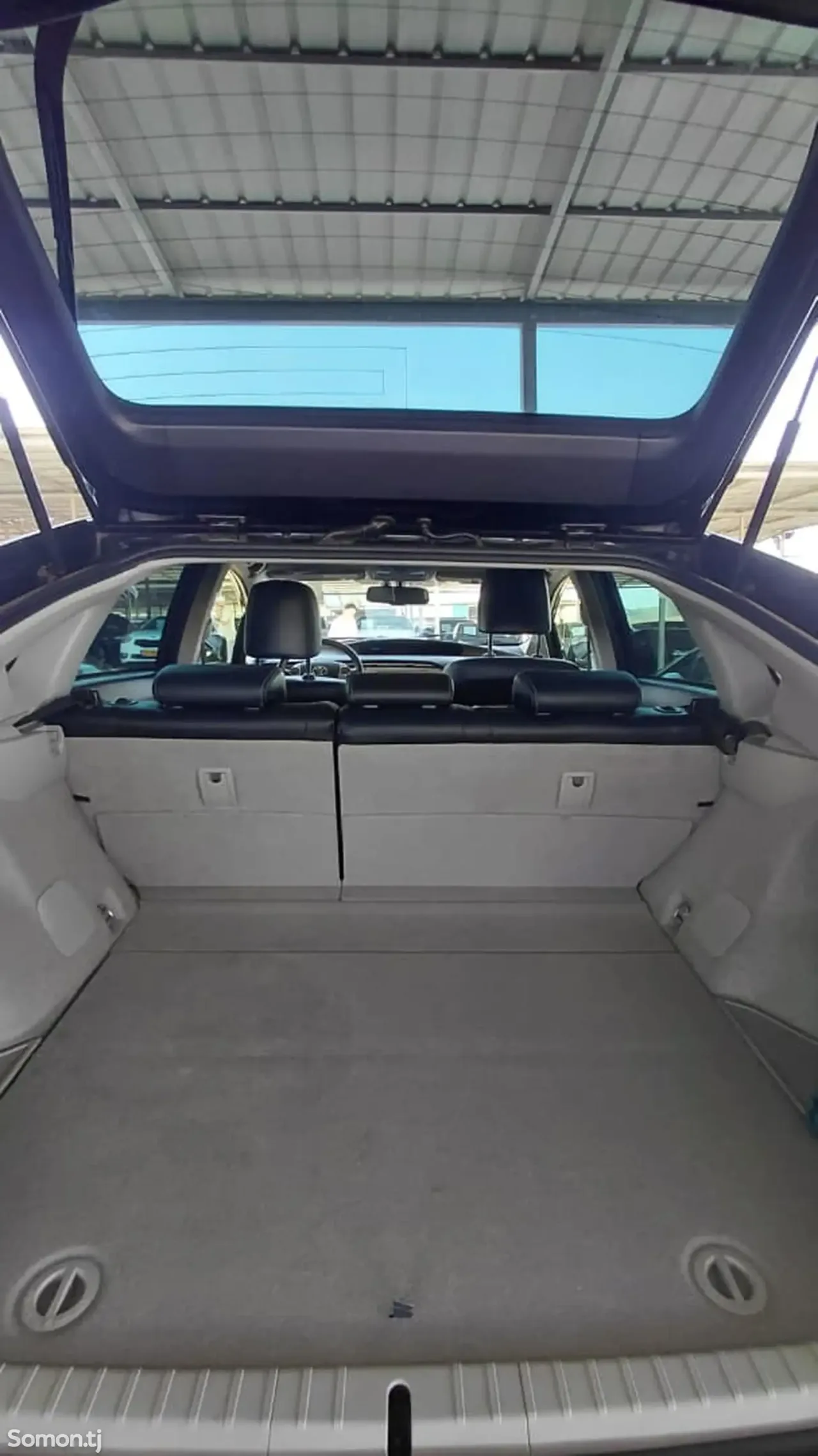 Toyota Prius 2014 · 1.8 CVT