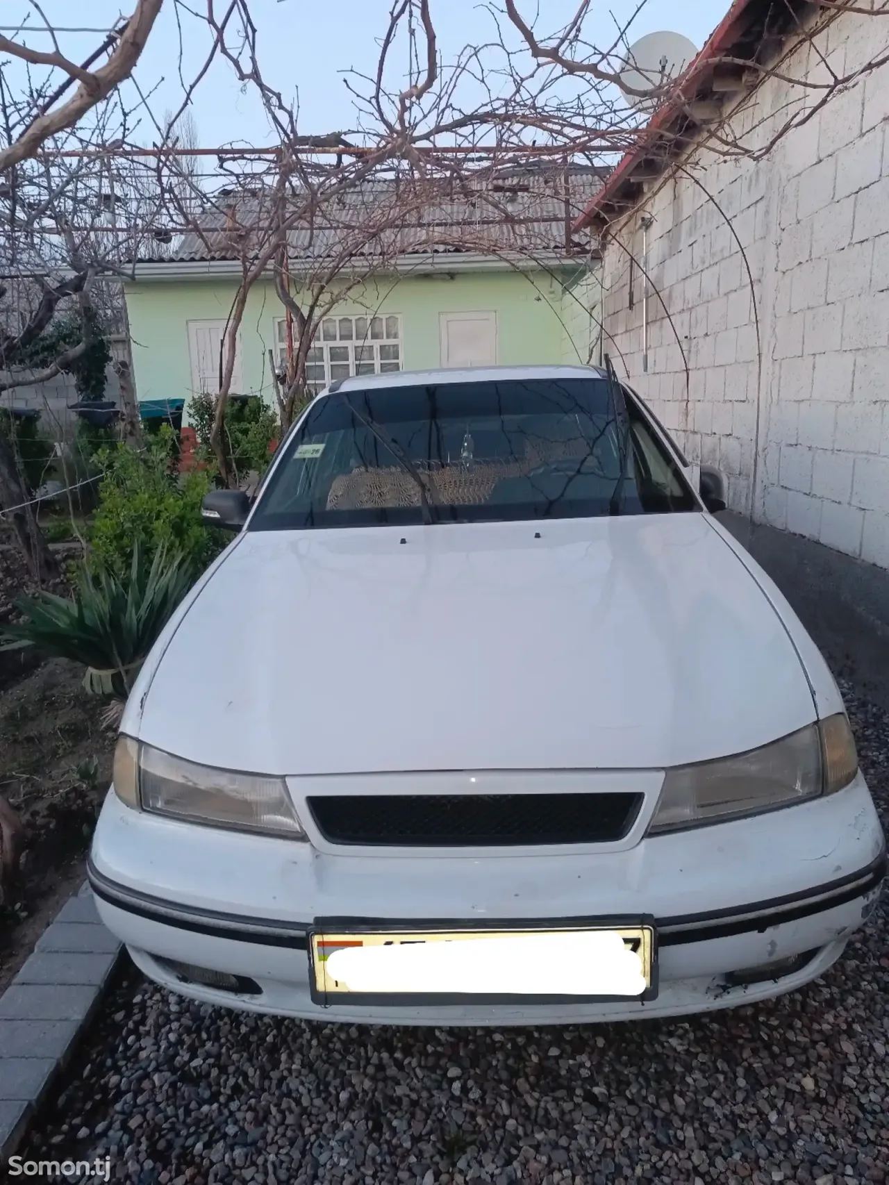 Daewoo Nexia 1995 · 1.6 MT