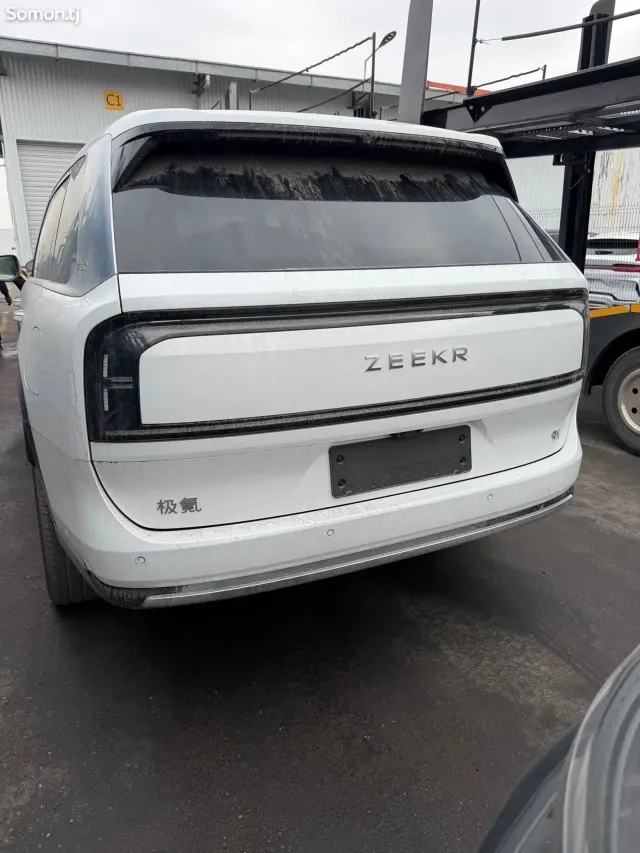 Zeekr 7X 2026 · 6.0 AT