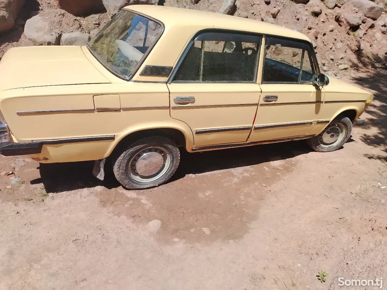 ГАЗ 21 1990 · 1.6 MT