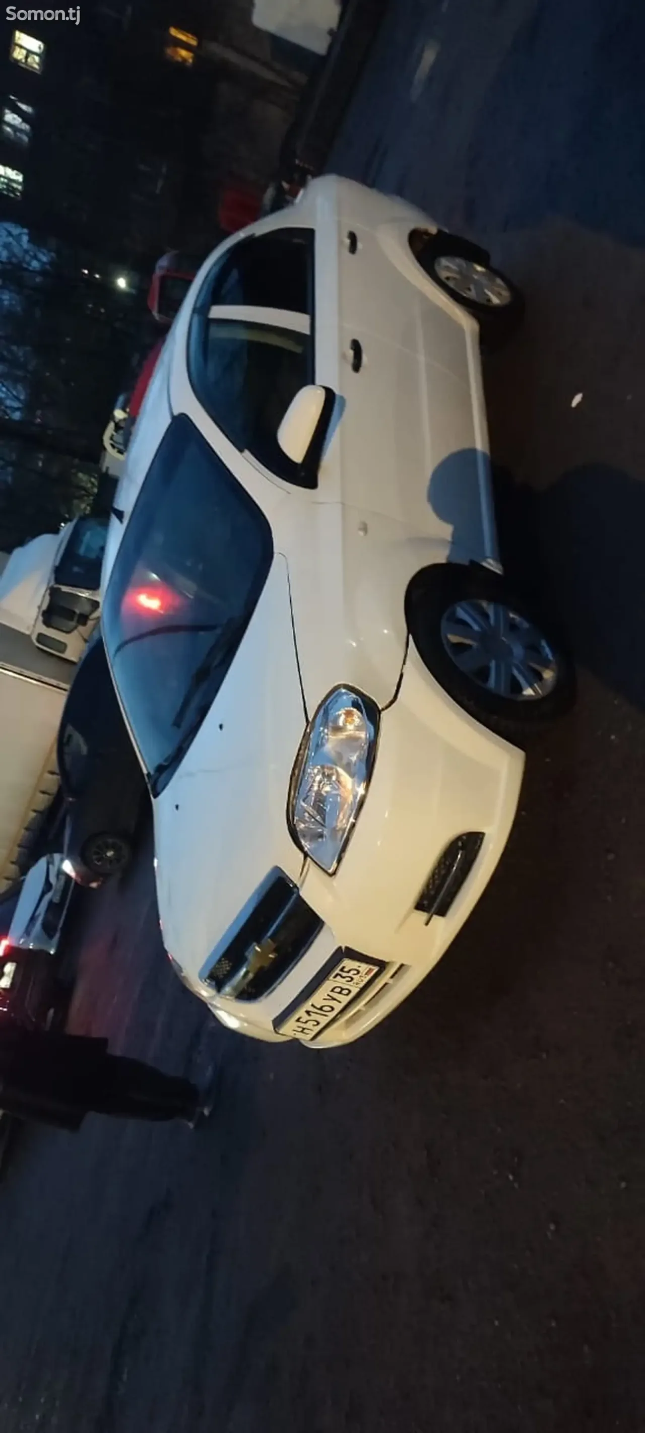 Chevrolet Aveo 2011 · 1.6 MT