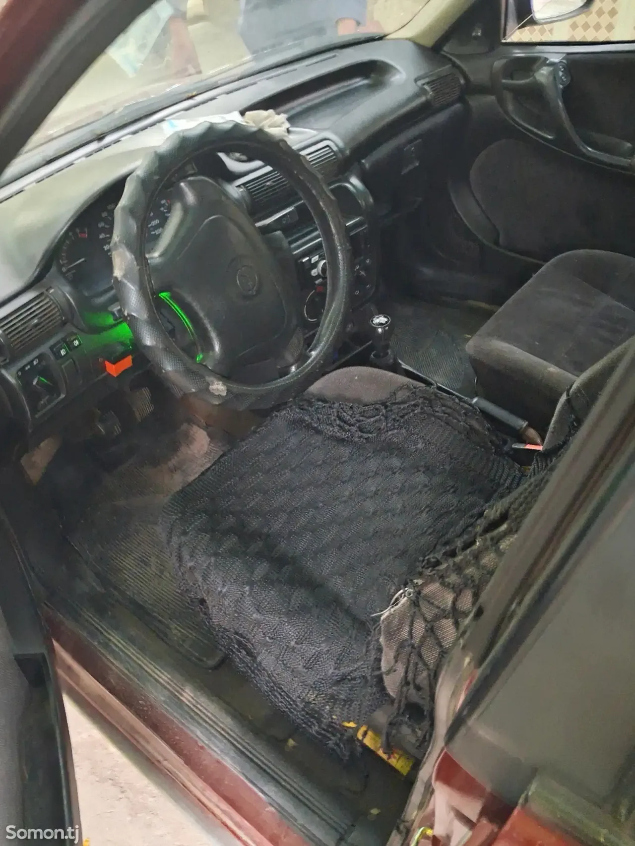 Opel Astra F 1993 · 1.6 MT