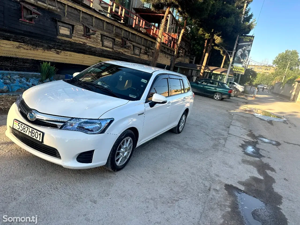 Toyota Fielder 2014 · 1.5 AT