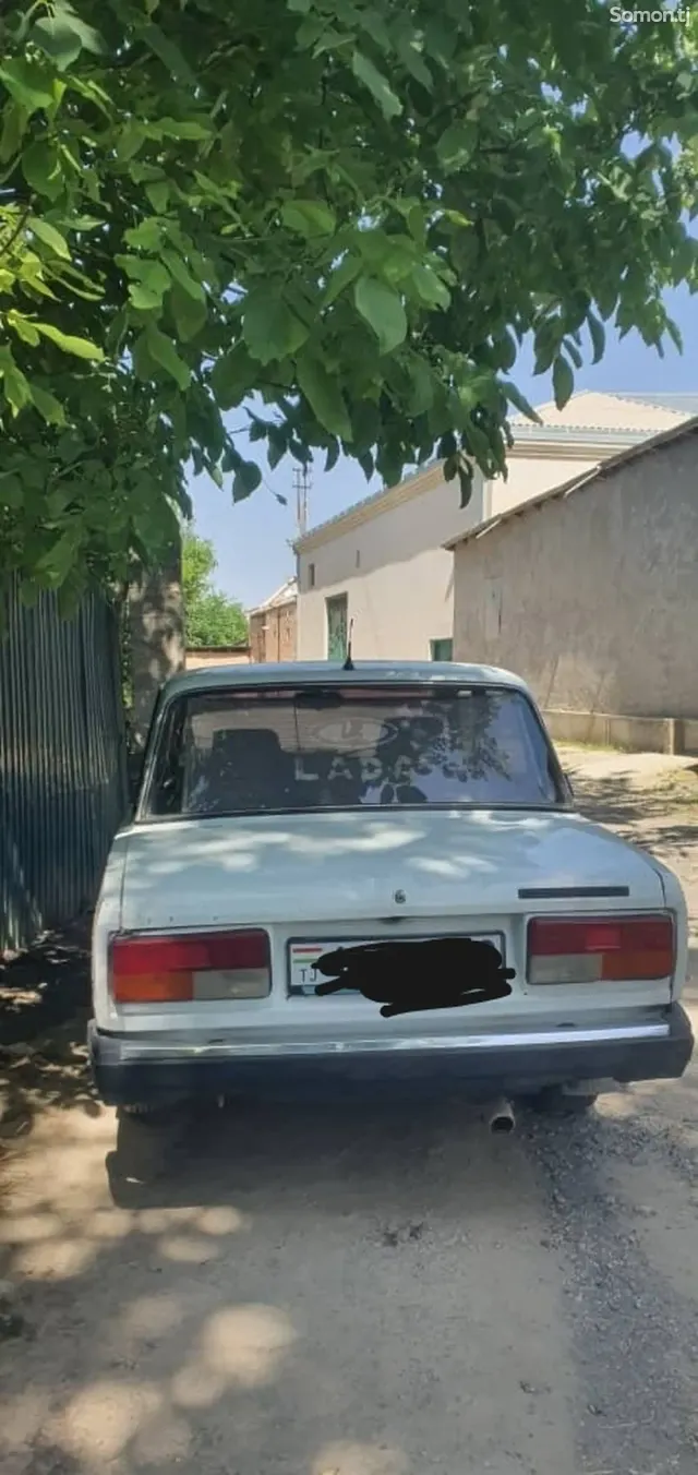 Lada (ВАЗ) 2107 2003 · 0.6 MT
