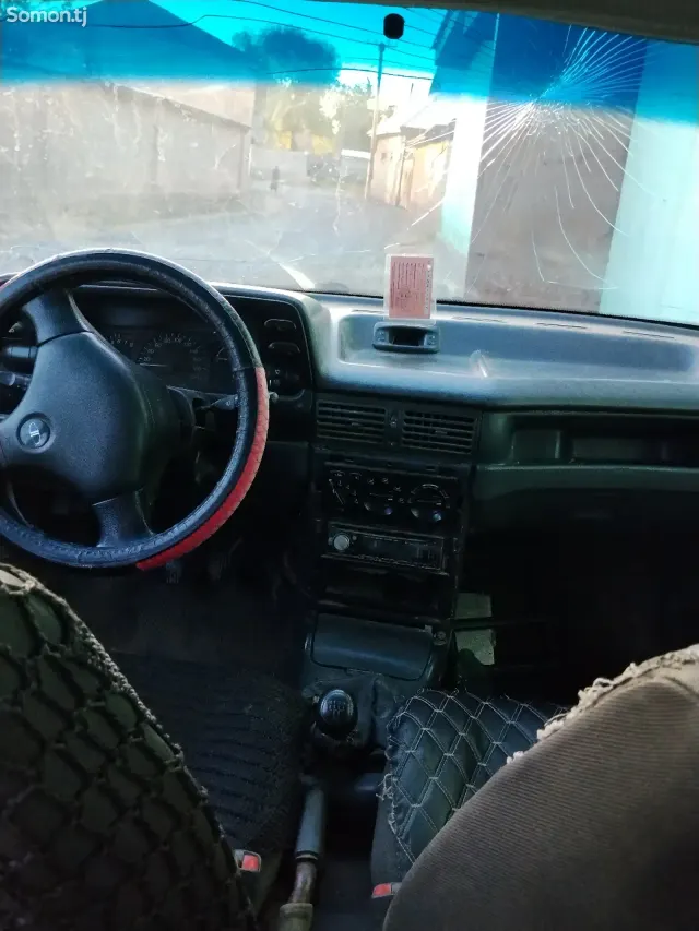 Daewoo Nexia 1997 · 1.6 MT
