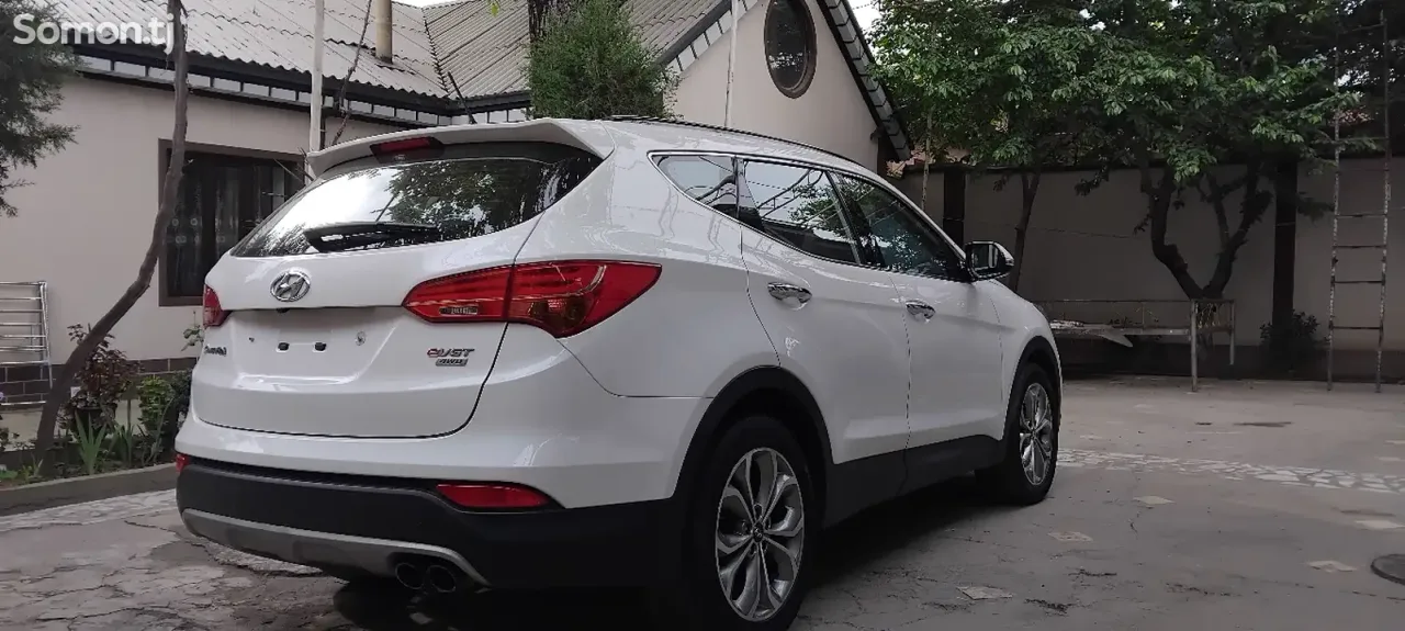 Hyundai Santa Fe 2014 · 2.0 AT